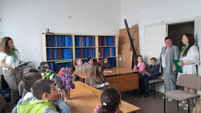 Посещение на 1 а клас в Дирекция Бюро по труда, по случай 36 години Агенция по заетостта - ОУ Йордан Йовков - град Каварна